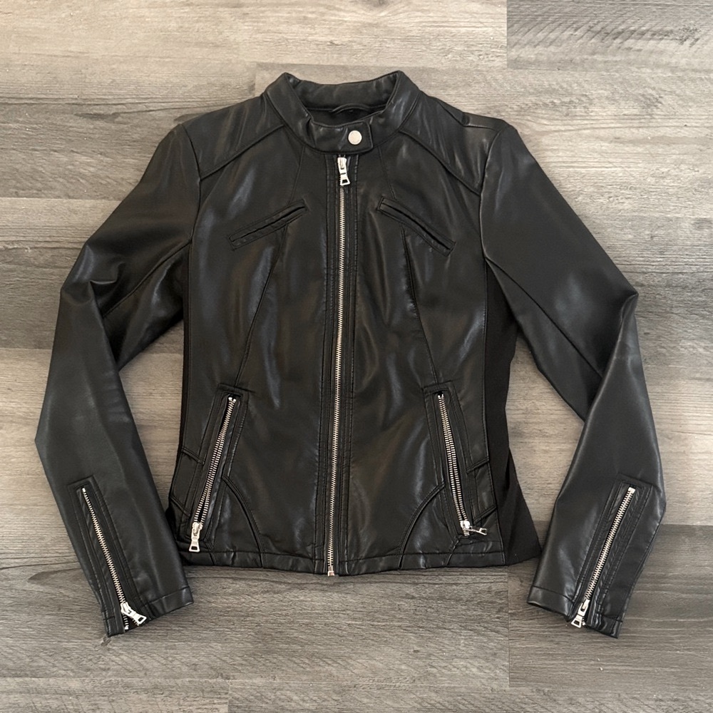 Guess Women's Black MOTO Faux Leather Jacket RACER Size XS EXCELLENT CONDITION